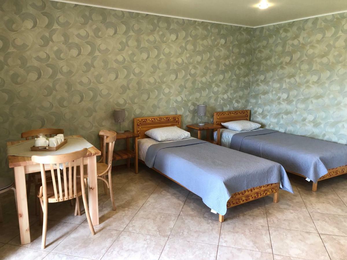 Dzeni Pensionat Amatciems Exteriör bild